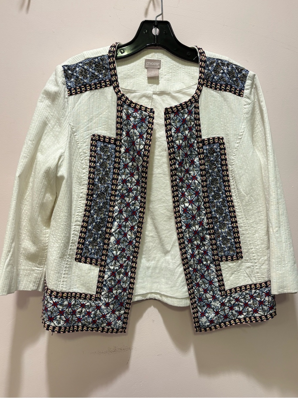 Chico's White Embroidered Open-Front Blazer with Navy & Burgundy Accents Size 1